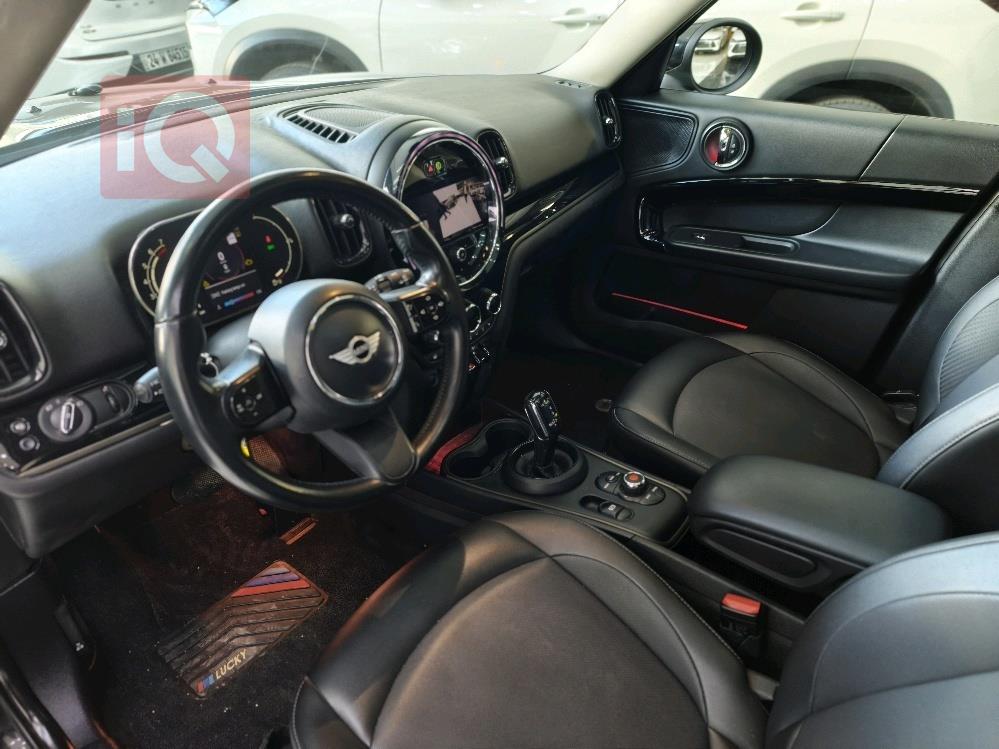 ميني كونتريمان